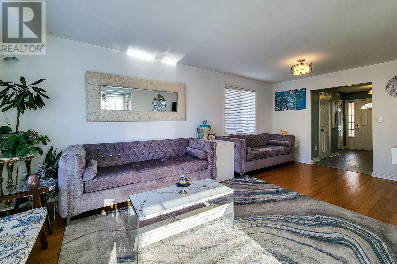 34 Marilyn Court, Hamilton, Ontario  L9B 2T5 - Photo 17 - X12484616