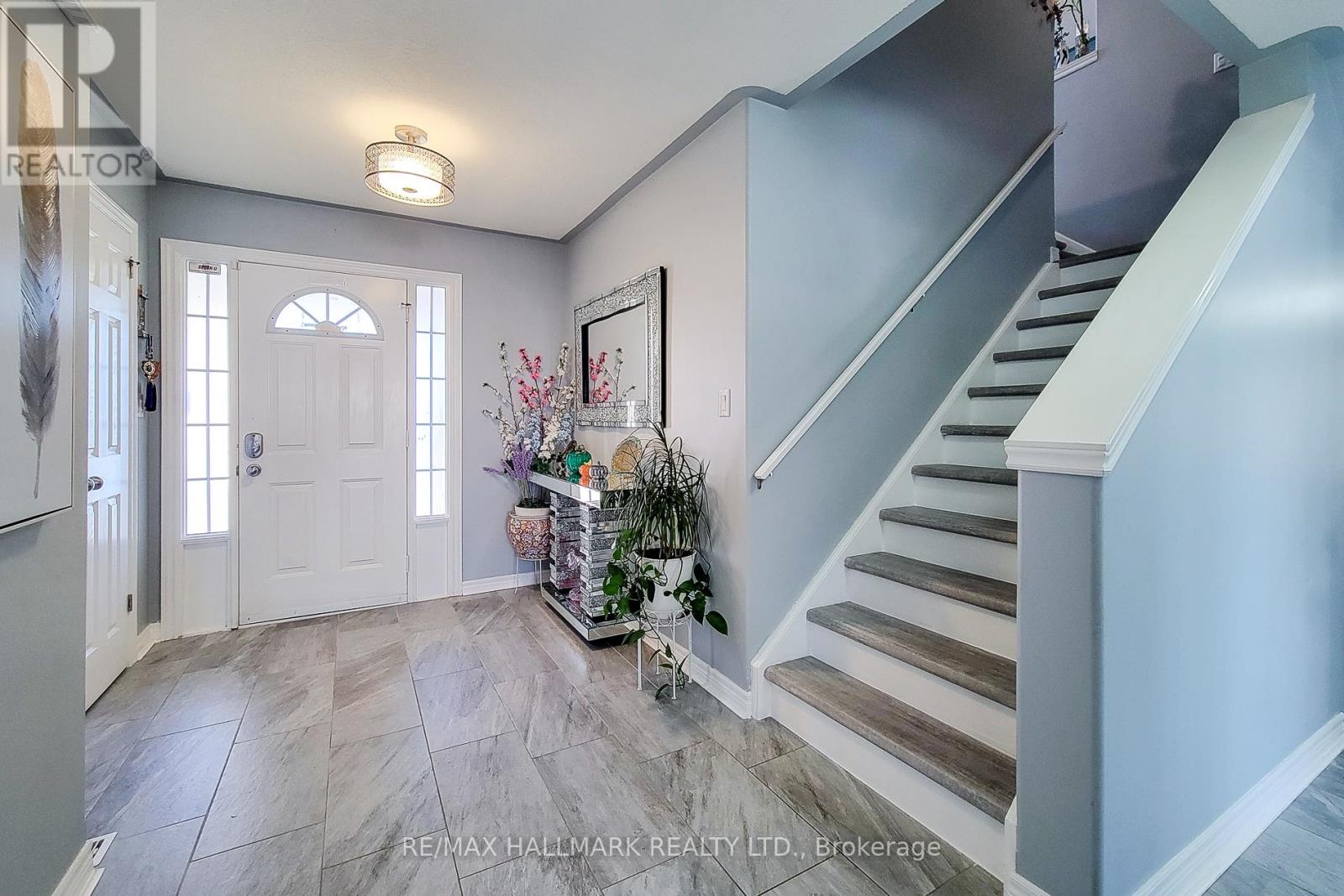 34 Marilyn Court, Hamilton, Ontario  L9B 2T5 - Photo 29 - X12484616