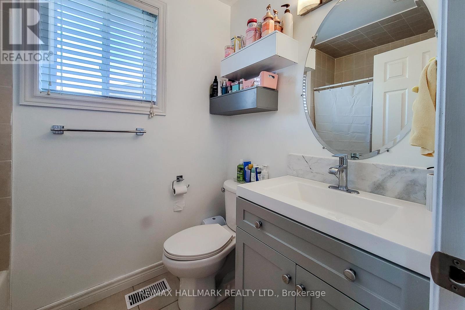 34 Marilyn Court, Hamilton, Ontario  L9B 2T5 - Photo 40 - X12484616