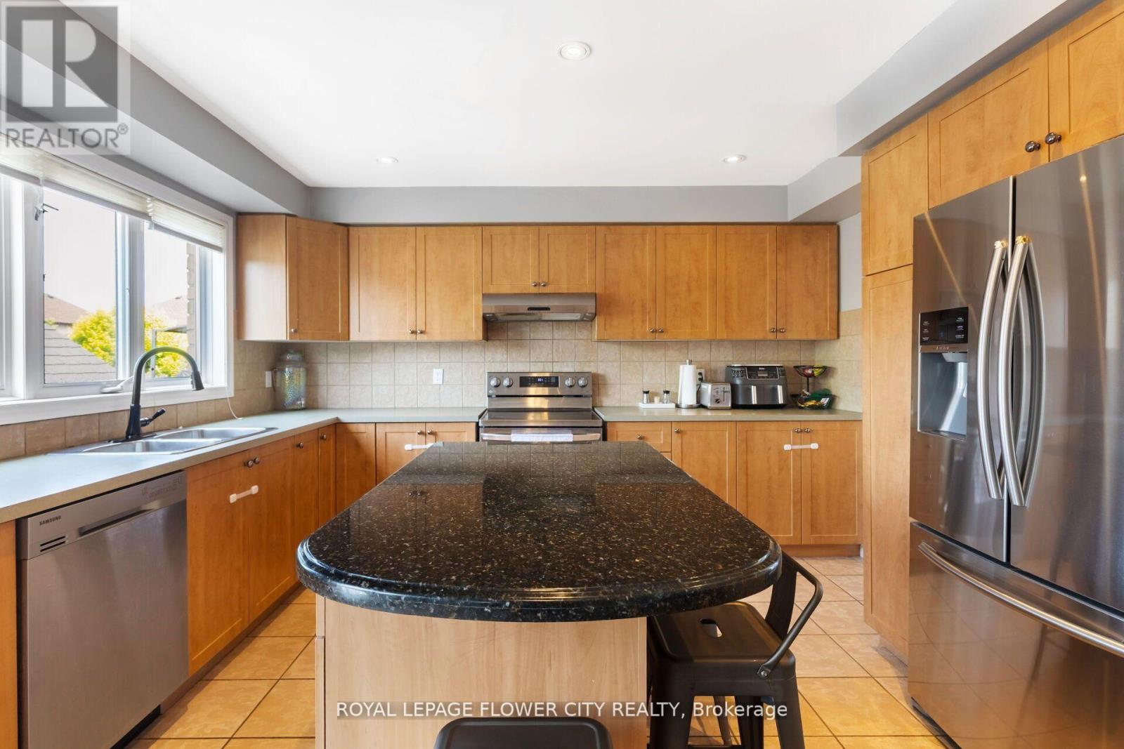 1297 Barton Street, Hamilton, Ontario  L8E 5L4 - Photo 10 - X12484651