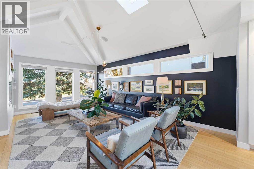 3803 16a Street Sw, Calgary, Alberta  T2T 4K7 - Photo 3 - A2266223