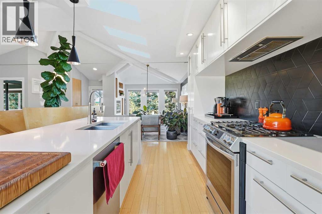 3803 16a Street Sw, Calgary, Alberta  T2T 4K7 - Photo 10 - A2266223