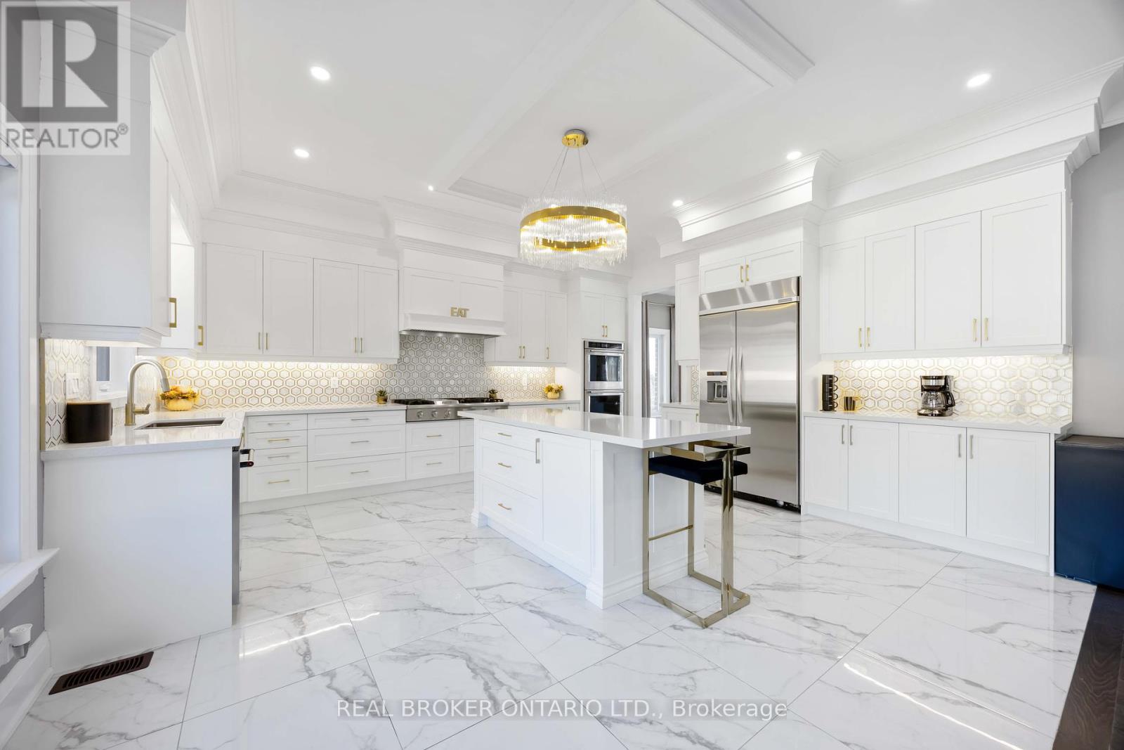 2236 Pemberton Way, Innisfil, Ontario  L0L 1K0 - Photo 27 - N12448484