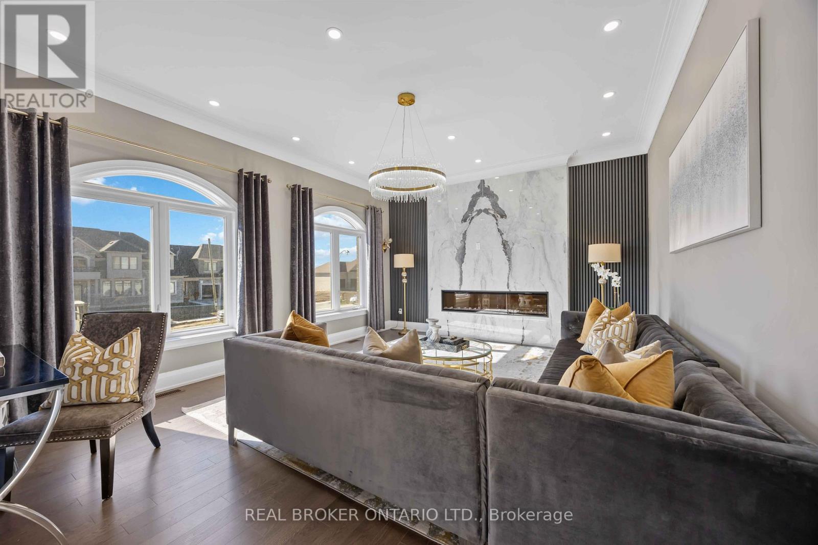 2236 Pemberton Way, Innisfil, Ontario  L0L 1K0 - Photo 28 - N12448484