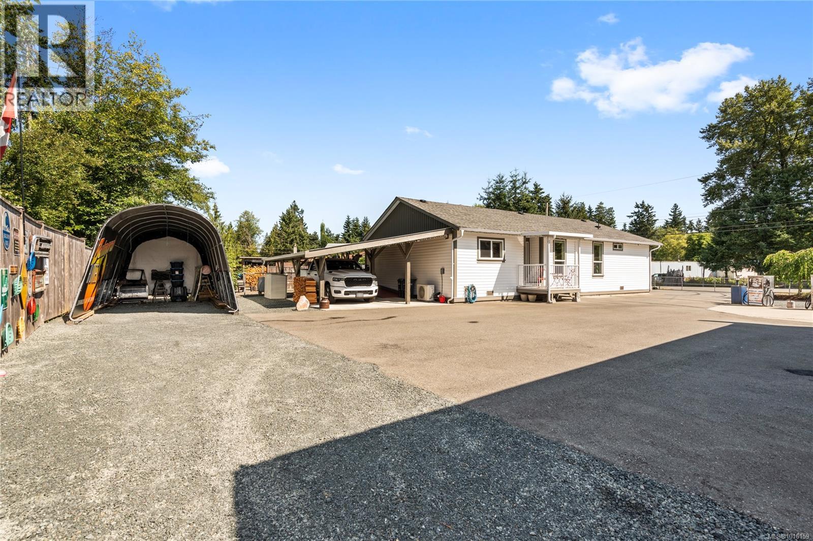 911 Poplar Way, Hilliers, British Columbia  V9K 1V8 - Photo 52 - 1016159