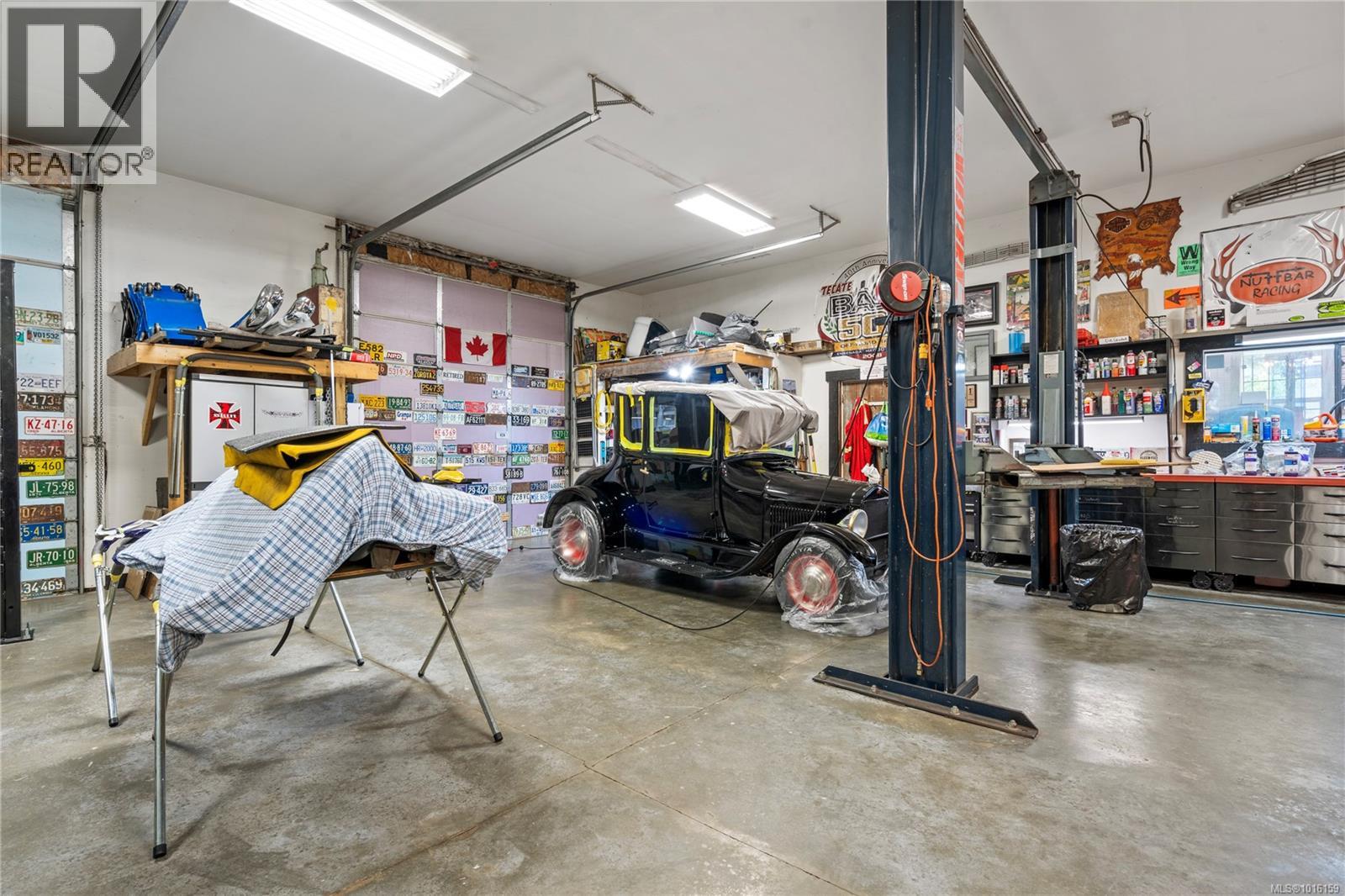 911 Poplar Way, Hilliers, British Columbia  V9K 1V8 - Photo 49 - 1016159