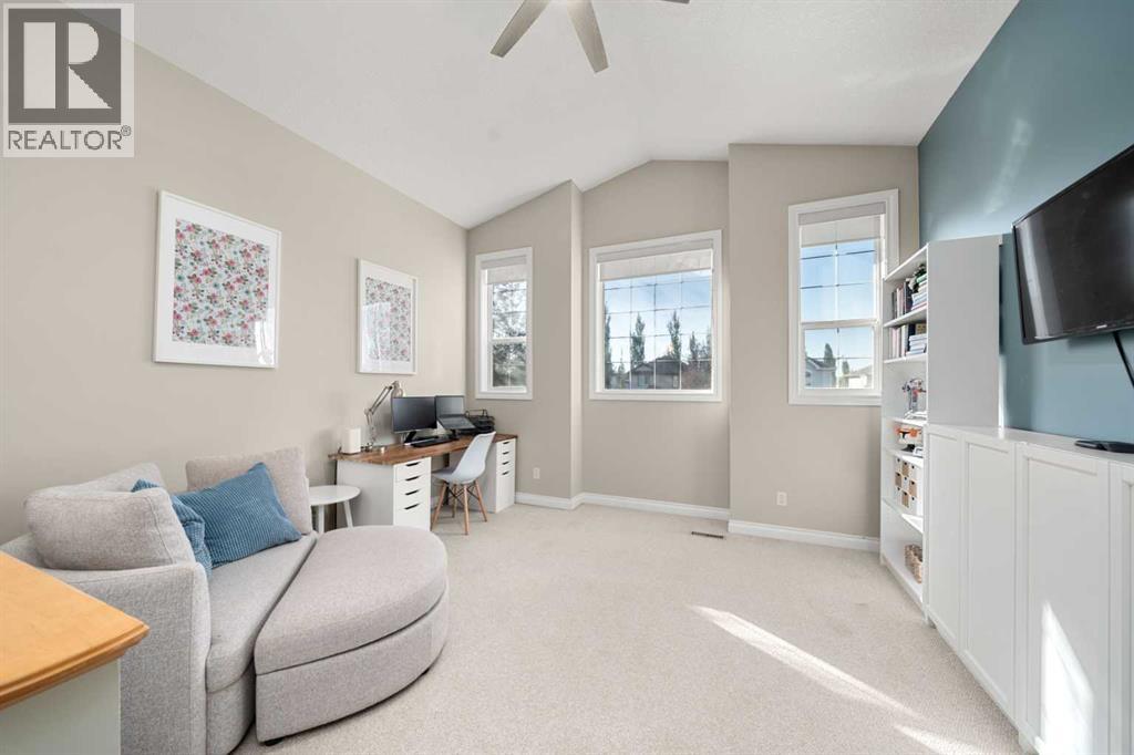 131 Crystalridge Court, Okotoks, Alberta  T1S 1X7 - Photo 17 - A2260111