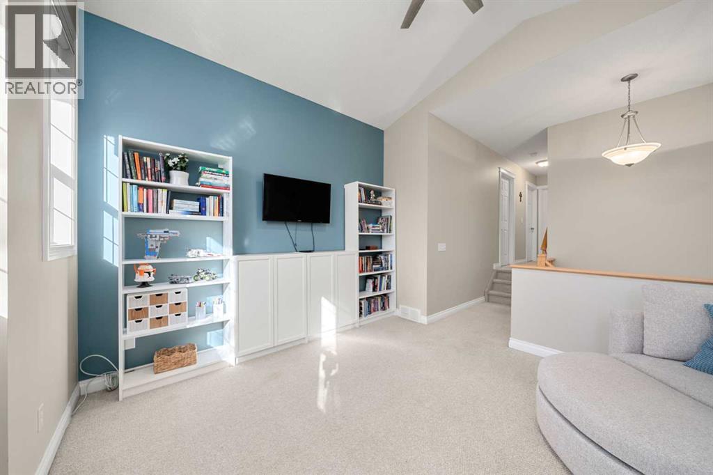 131 Crystalridge Court, Okotoks, Alberta  T1S 1X7 - Photo 18 - A2260111