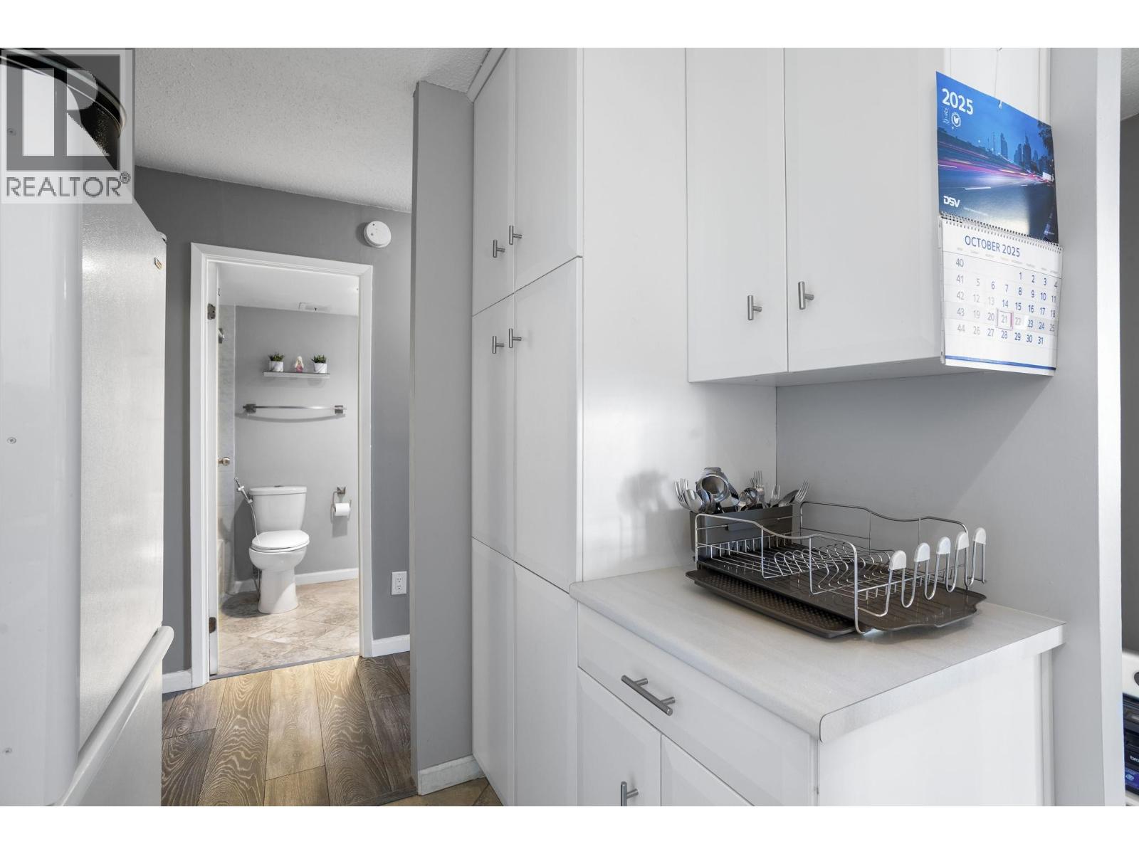 1605 3737 Bartlett Court, Burnaby, British Columbia  V3J 7E3 - Photo 14 - R3061664