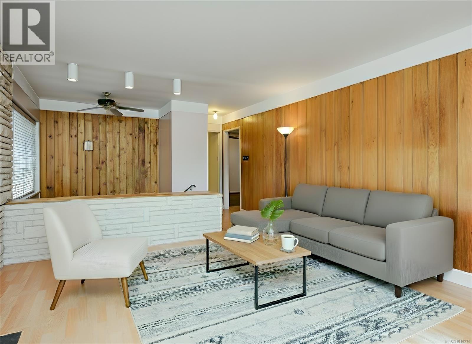 970 Ambassador Ave, Saanich, British Columbia  V8X 3N2 - Photo 5 - 1015275