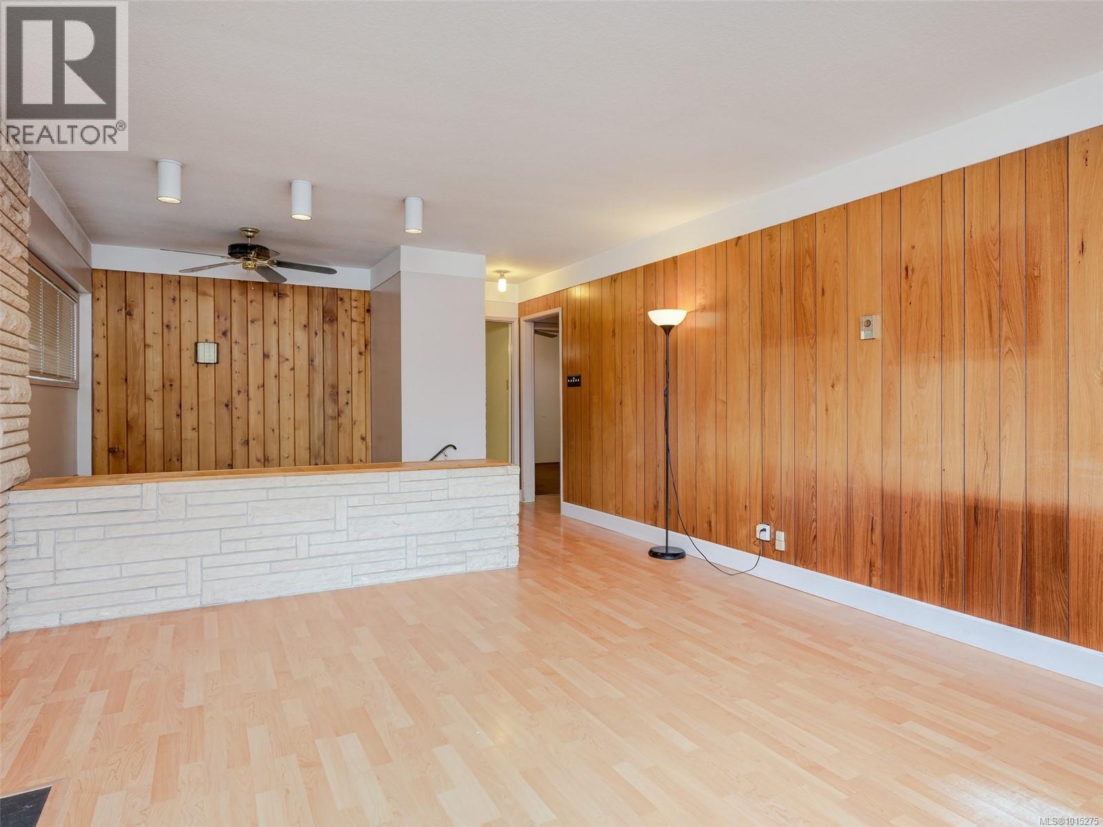 970 Ambassador Ave, Saanich, British Columbia  V8X 3N2 - Photo 6 - 1015275