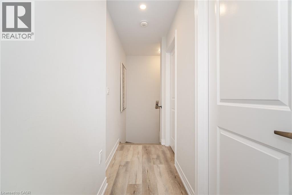 40 Zinfandel Drive Unit# 3, Stoney Creek, Ontario  L8E 0L1 - Photo 29 - 40782593