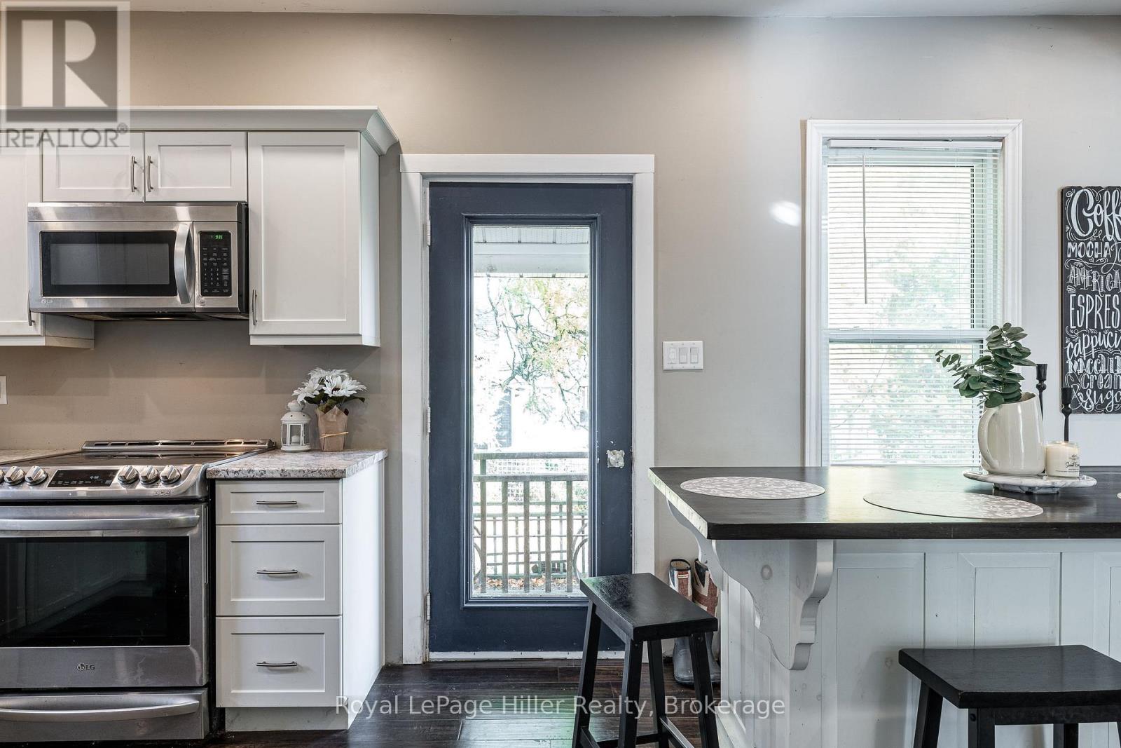 157 Maiden Lane, St. Marys, Ontario  N4X 1B2 - Photo 12 - X12484687