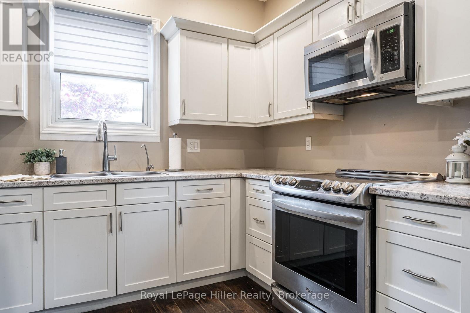 157 Maiden Lane, St. Marys, Ontario  N4X 1B2 - Photo 16 - X12484687