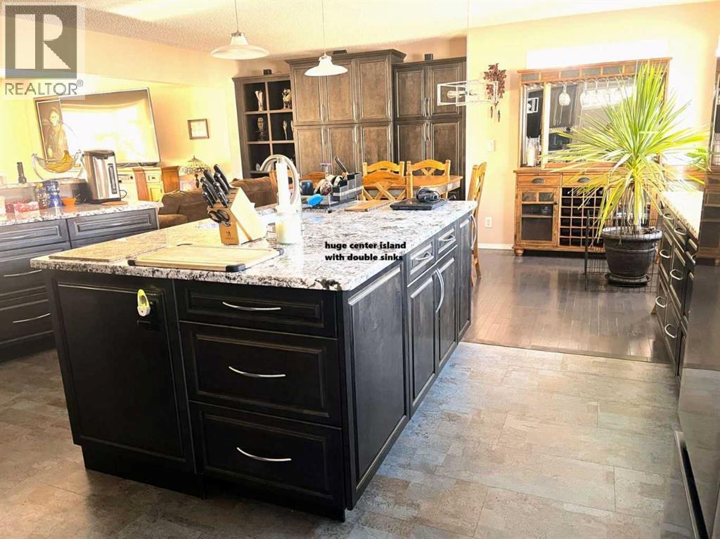 3828 Eastwood Crescent, Red Deer, Alberta  T4N 2W1 - Photo 7 - A2267176