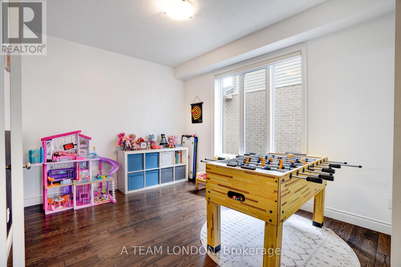 2479 Seven Oaks Ridge, London South, Ontario  N6M 1G5 - Photo 10 - X12484701