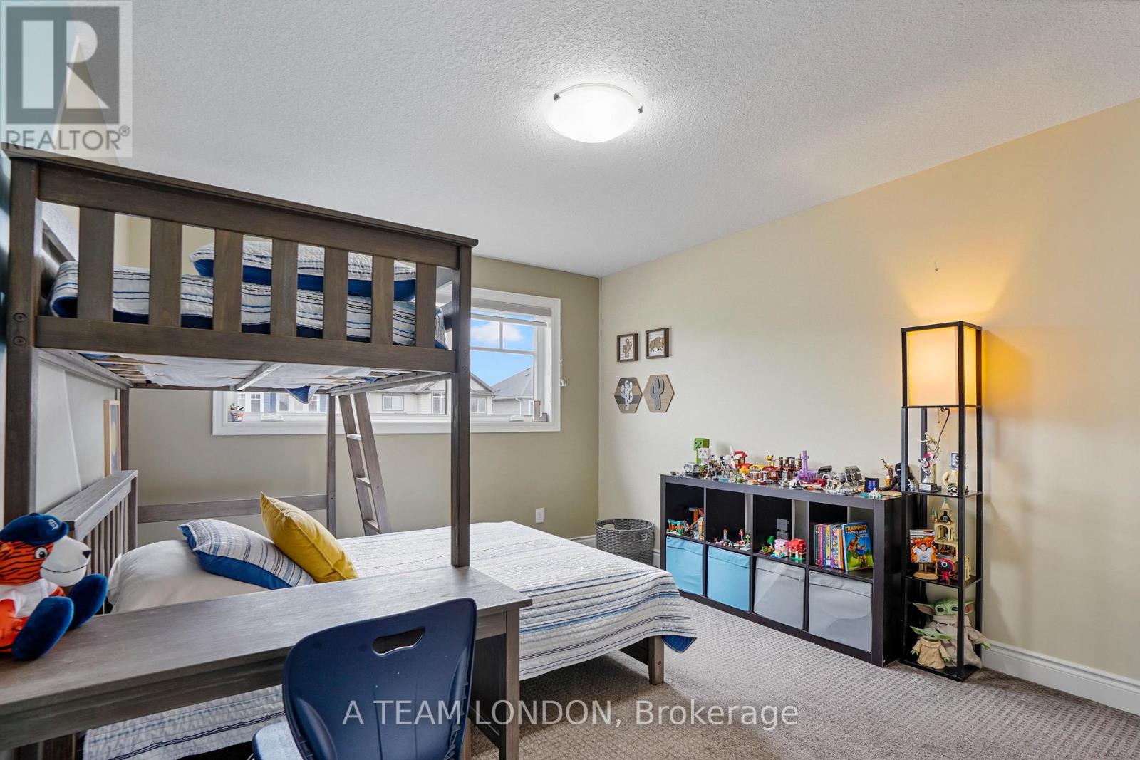 2479 Seven Oaks Ridge, London South, Ontario  N6M 1G5 - Photo 21 - X12484701