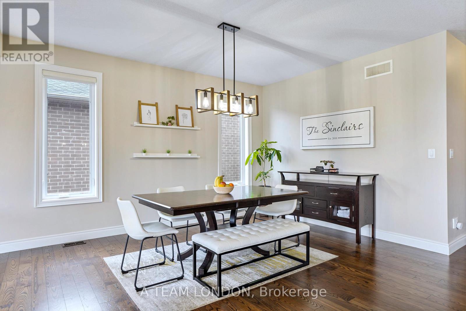 2479 Seven Oaks Ridge, London South, Ontario  N6M 1G5 - Photo 5 - X12484701