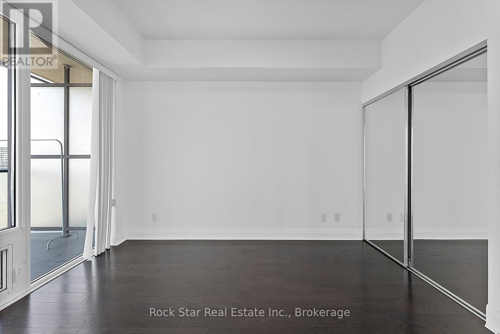 2604 - 65 St. Mary Street, Toronto, Ontario  M5S 0A6 - Photo 15 - C12484707