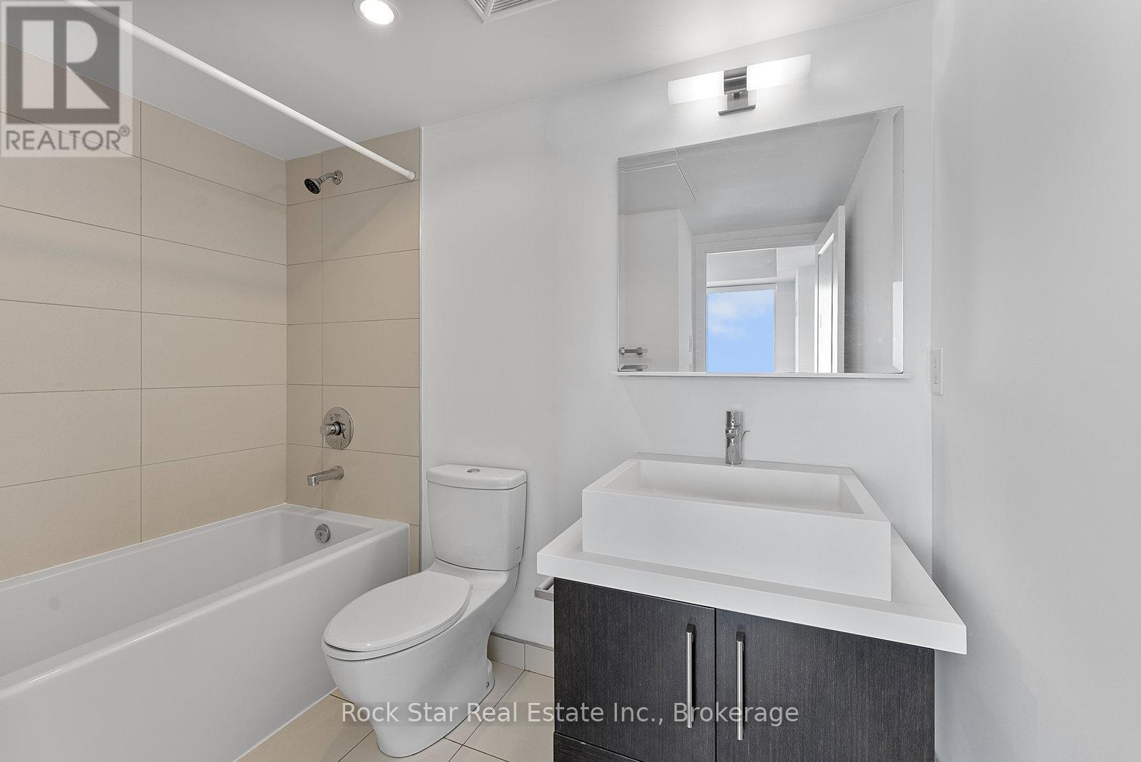 2604 - 65 St. Mary Street, Toronto, Ontario  M5S 0A6 - Photo 19 - C12484707