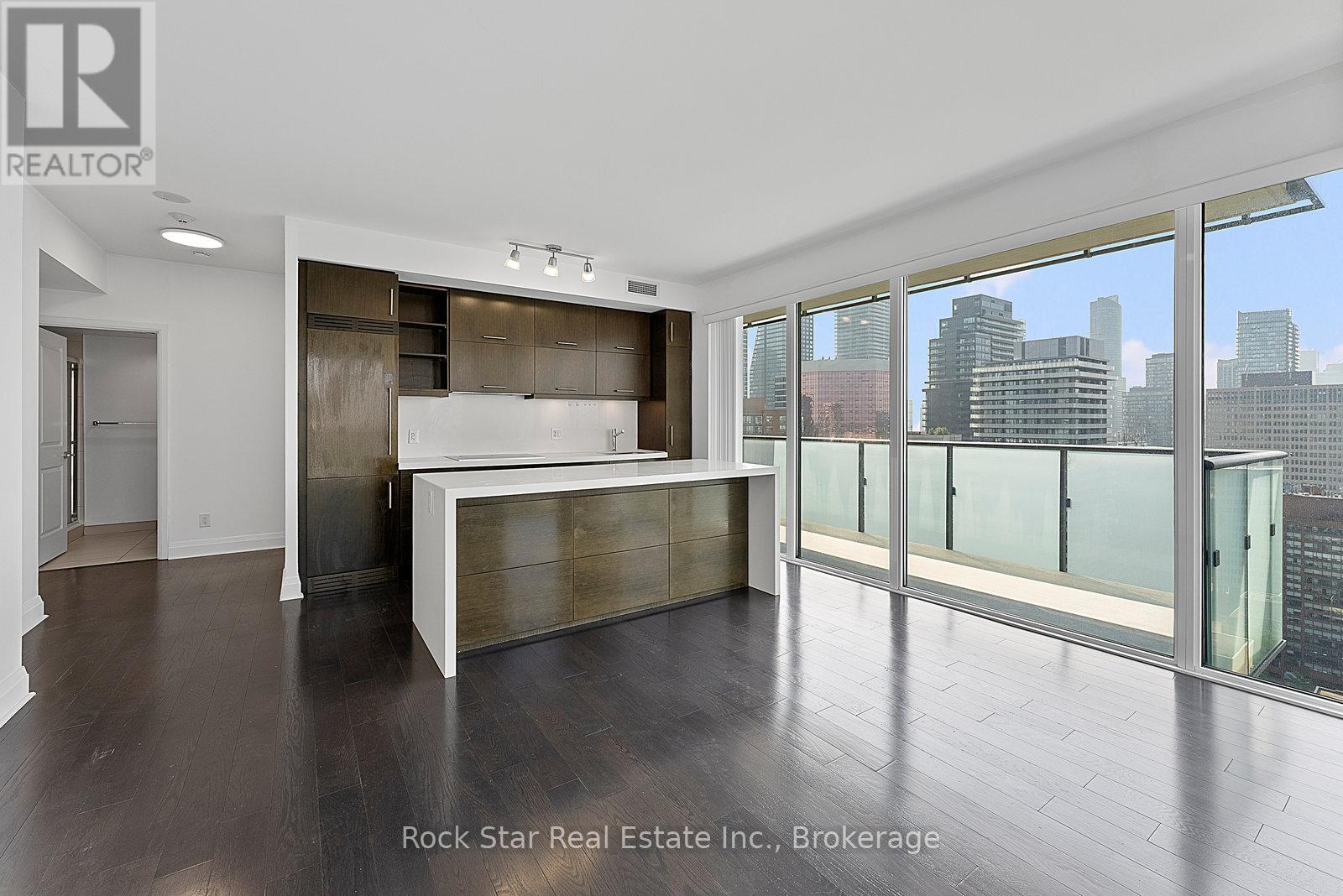 2604 - 65 St. Mary Street, Toronto, Ontario  M5S 0A6 - Photo 9 - C12484707