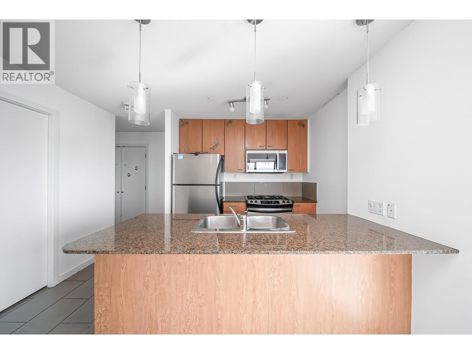 2307 7063 Hall Avenue, Burnaby, British Columbia  V5E 0A5 - Photo 8 - R3062201