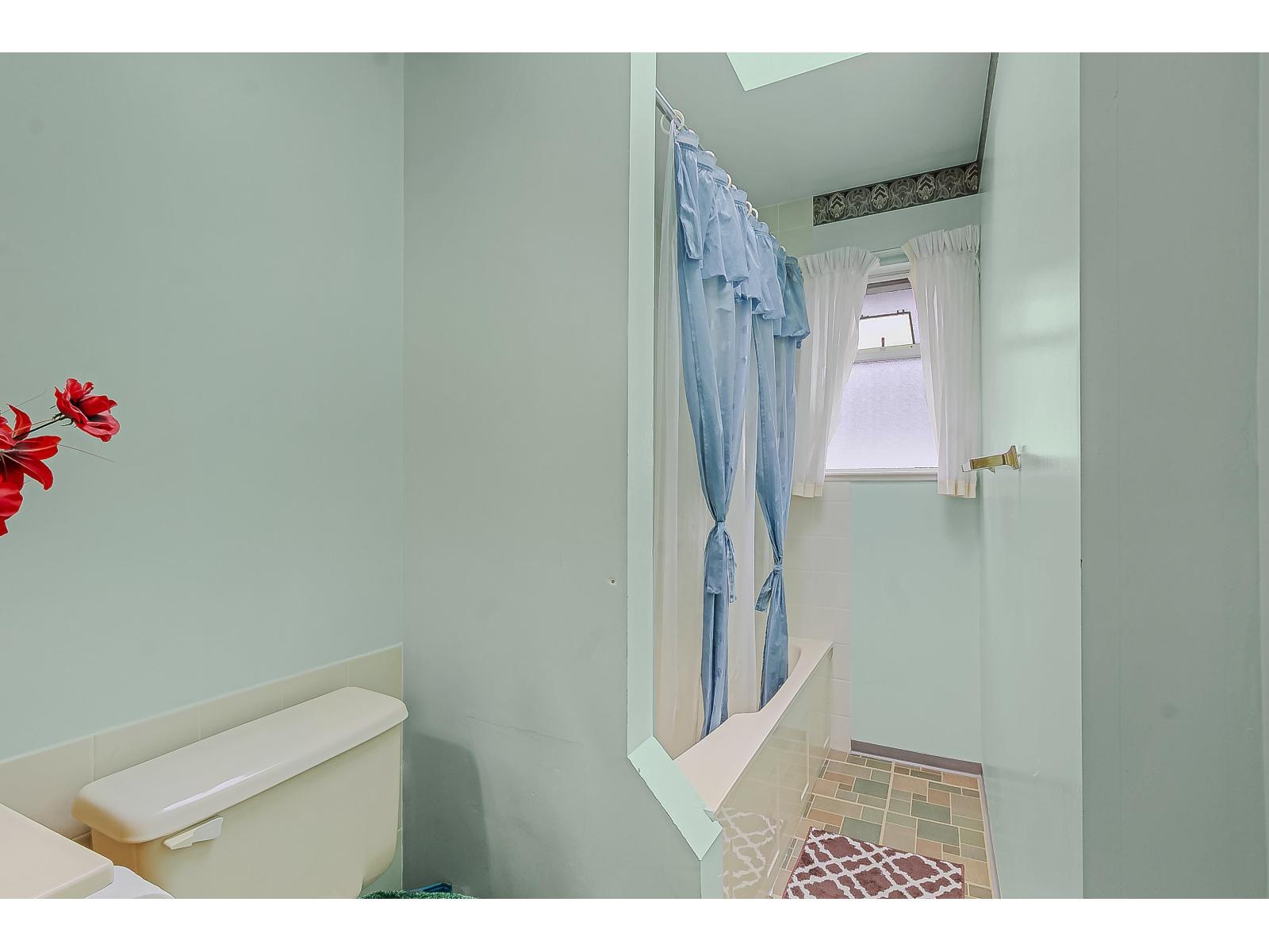 12441 71a Avenue, Surrey, British Columbia  V3W 0P7 - Photo 17 - R3062175