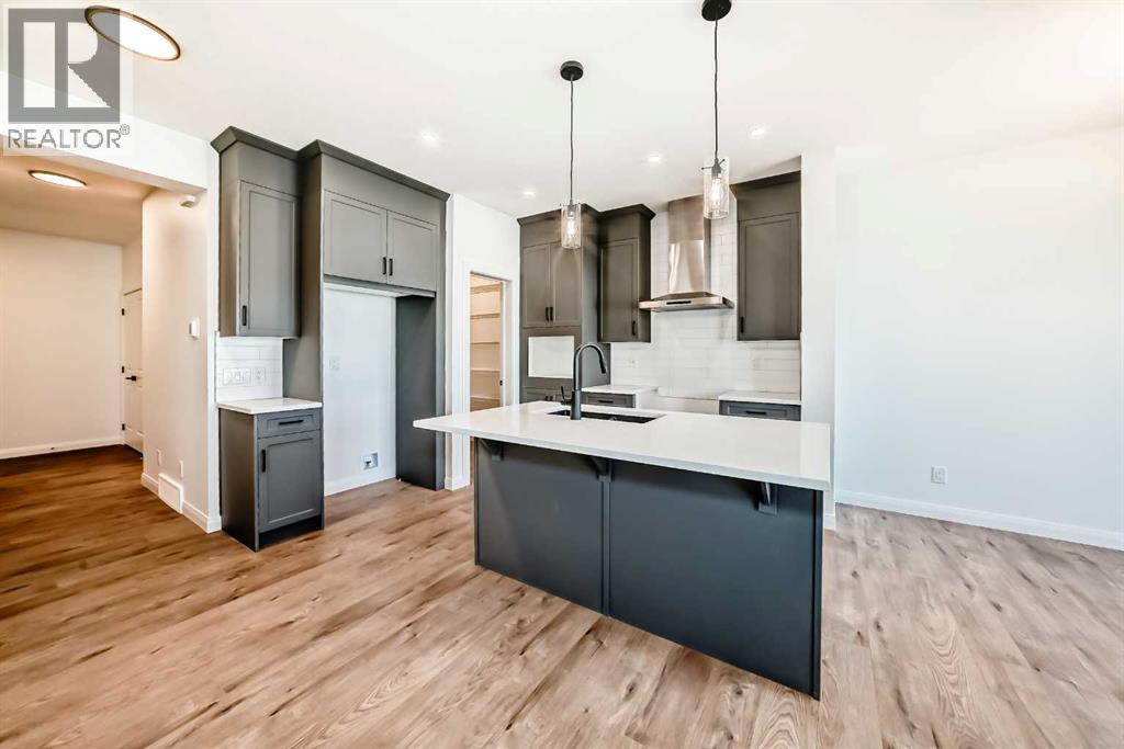 271 Rivercrest Boulevard, Cochrane, Alberta  T4C 3E9 - Photo 4 - A2265454