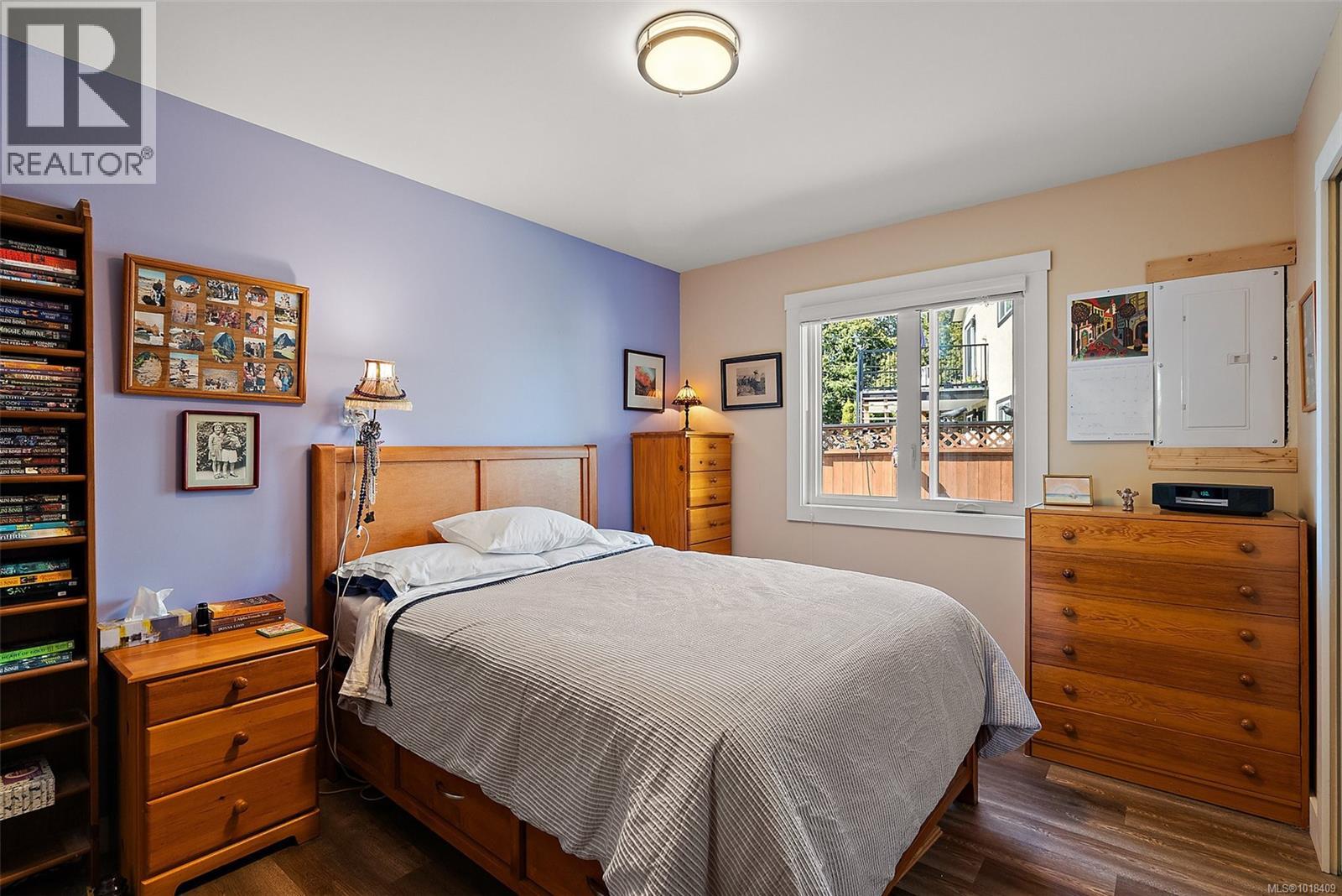 10386 Resthaven Dr, Sidney, British Columbia  V8L 3H3 - Photo 12 - 1018409