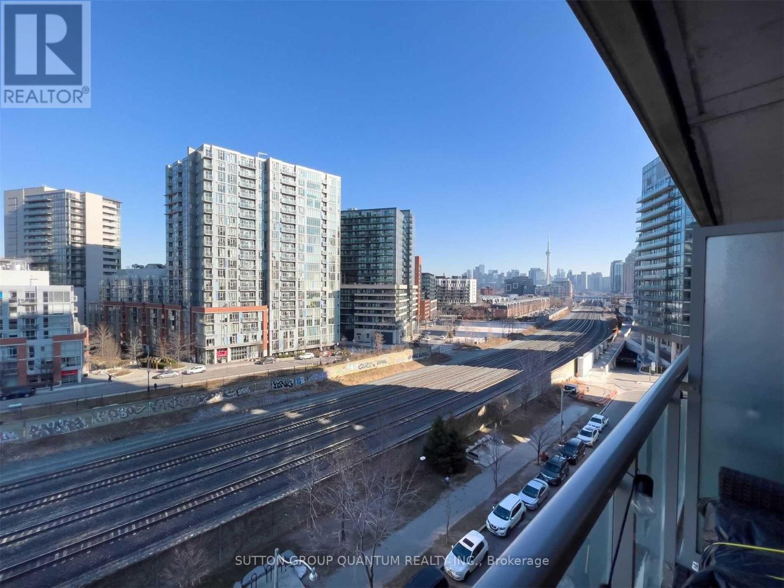 820 - 38 Joe Shuster Way, Toronto, Ontario  M6K 0A5 - Photo 10 - C12484719