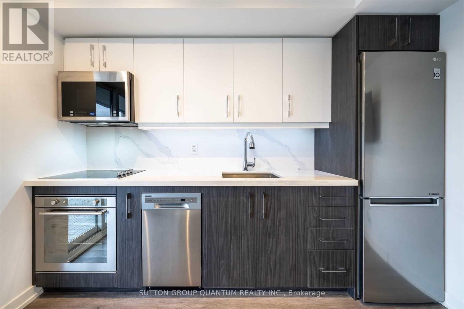 820 - 38 Joe Shuster Way, Toronto, Ontario  M6K 0A5 - Photo 4 - C12484719
