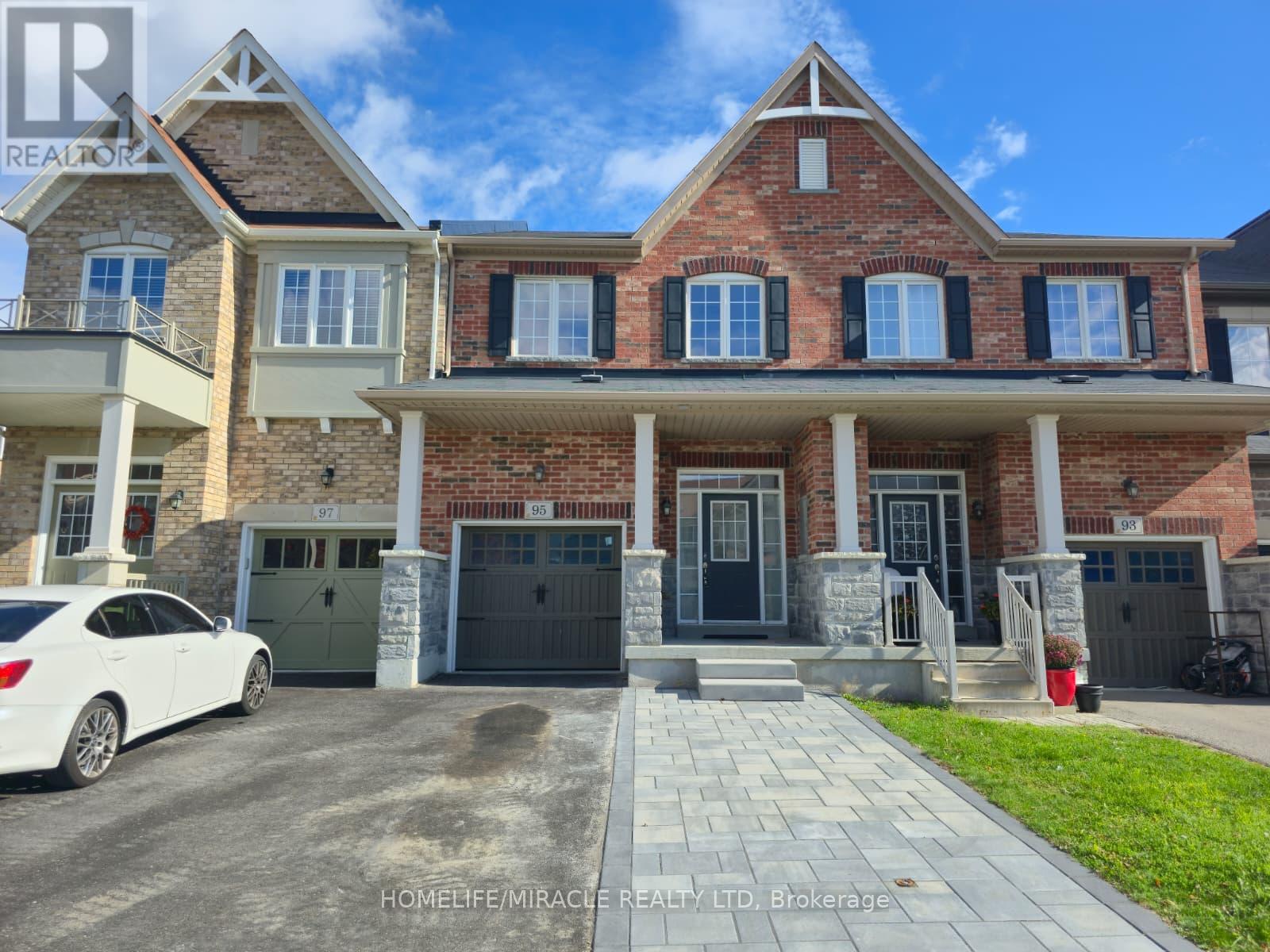 95 CATHEDRAL DRIVE, Whitby, Ontario