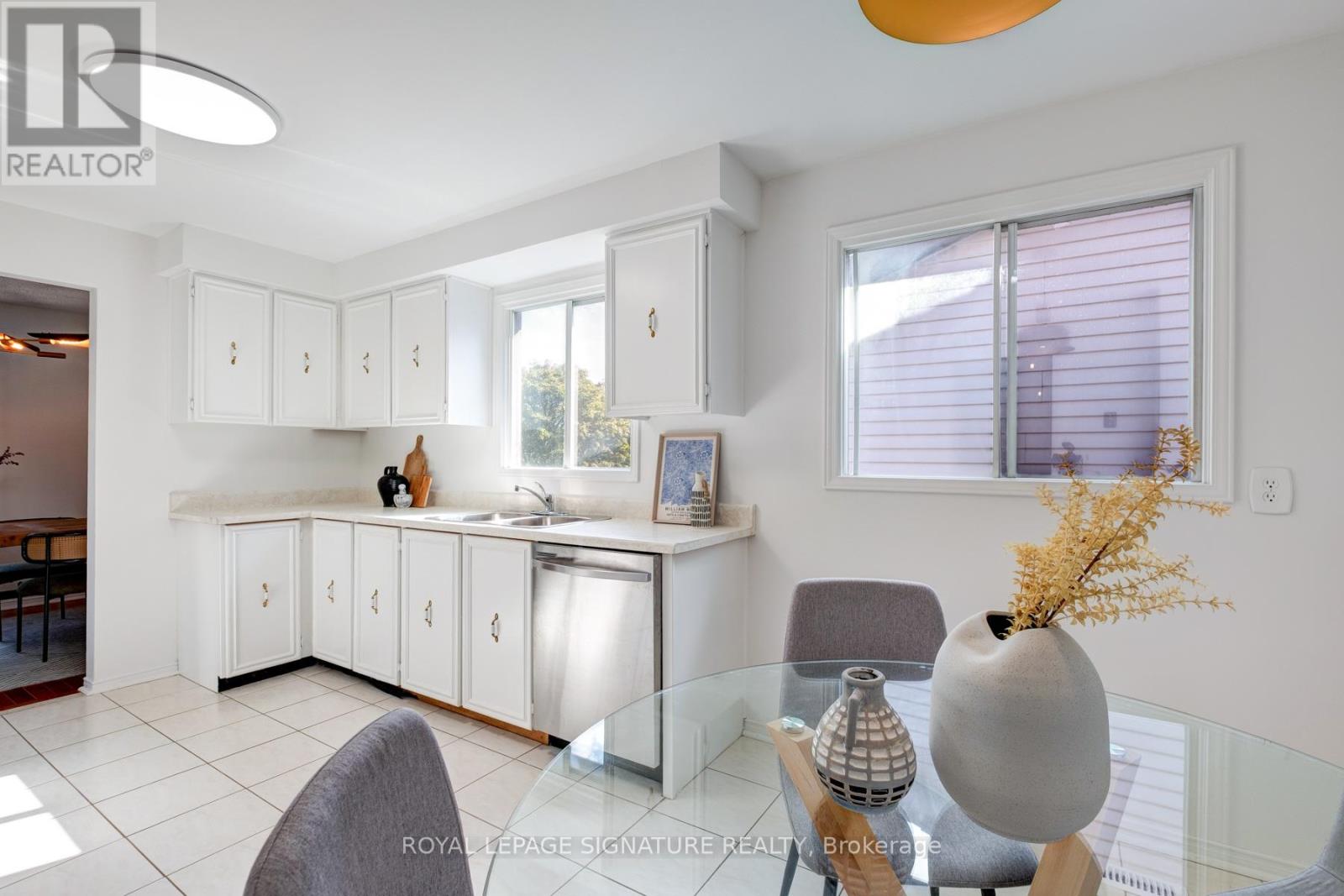 1605 Belinda Court, Pickering, Ontario  L1V 3T4 - Photo 15 - E12484699