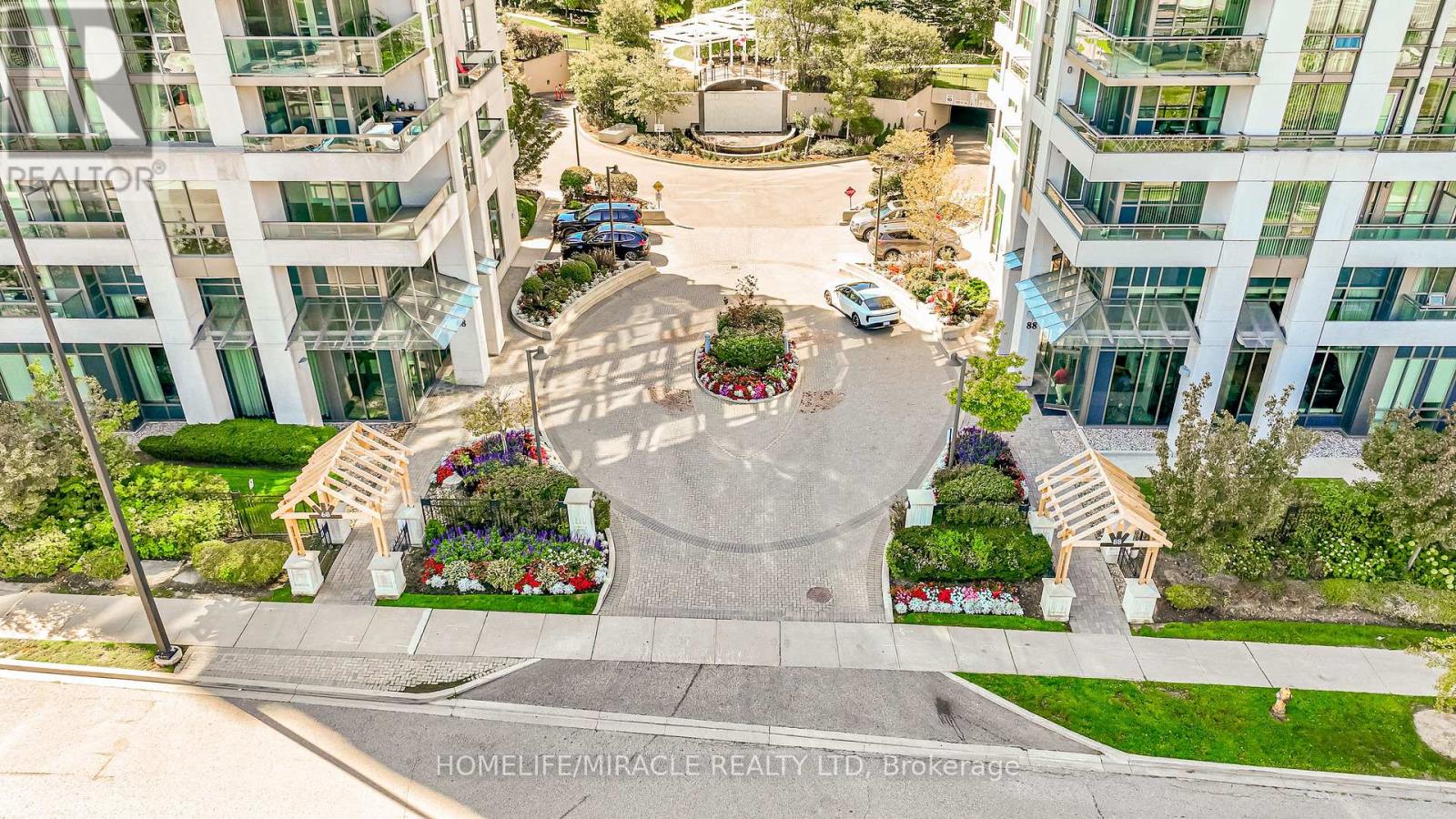 309 - 88 GRANGEWAY AVENUE, Toronto, Ontario