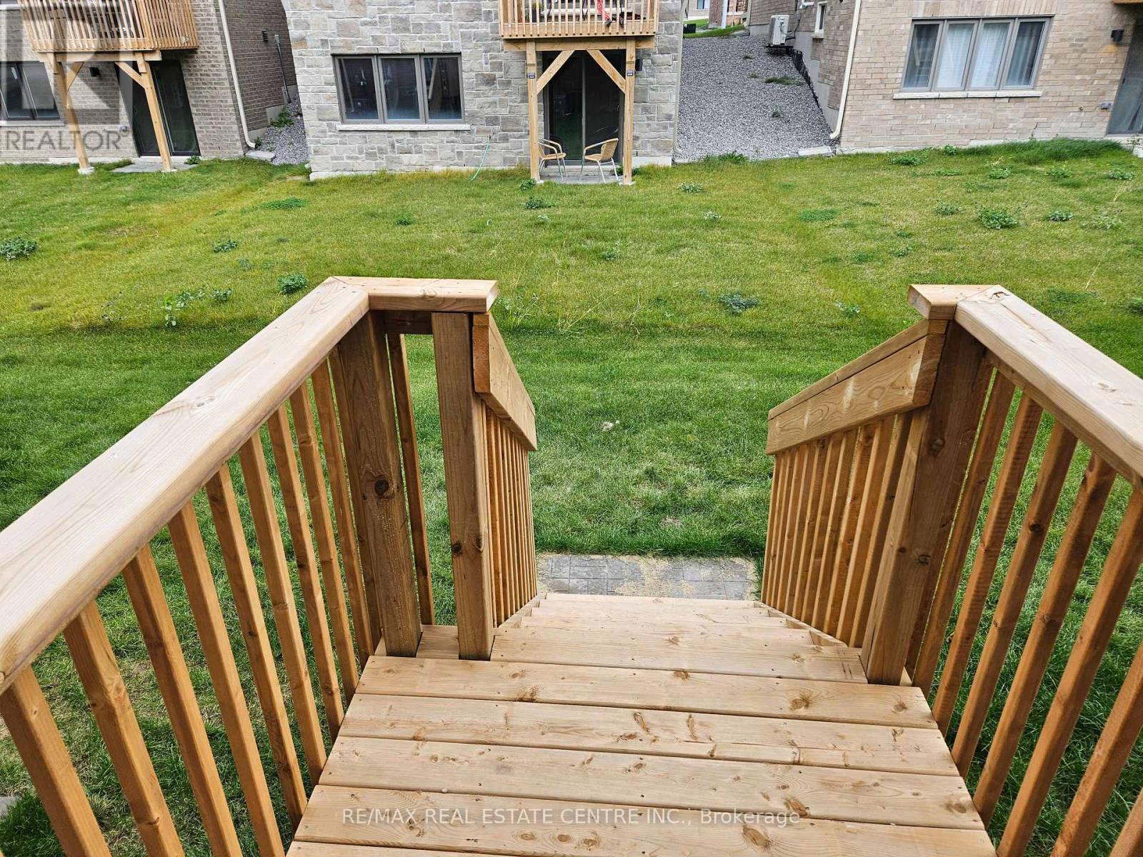 Upper - 22 Ziibi Way, Clarington, Ontario  L1B 0W5 - Photo 19 - E12484727