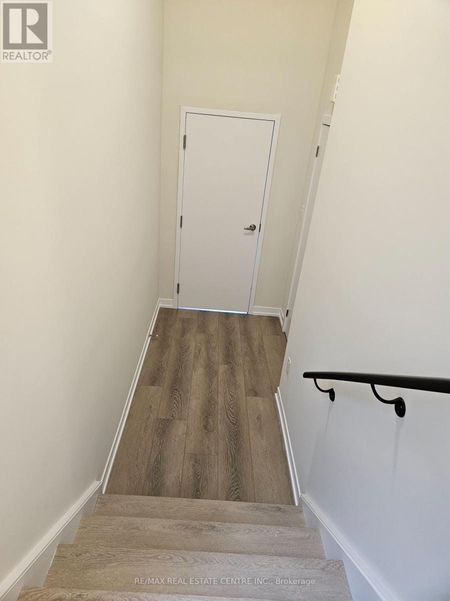 Upper - 22 Ziibi Way, Clarington, Ontario  L1B 0W5 - Photo 6 - E12484727