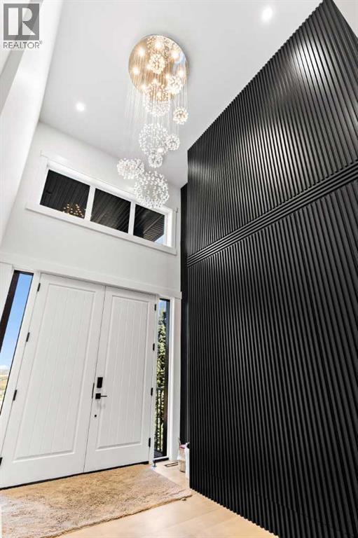 467 Patterson Boulevard Sw, Calgary, Alberta  T3H 3N6 - Photo 3 - A2261859