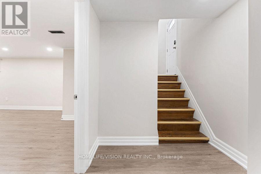 Basement - 162 Queen Street, Newmarket, Ontario  L3Y 2E8 - Photo 3 - N12481055