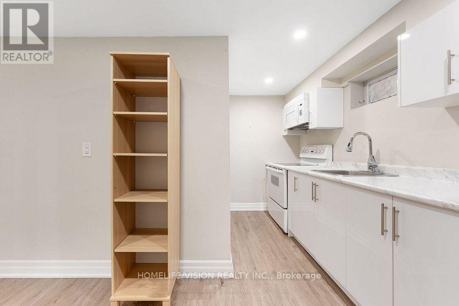 Basement - 162 Queen Street, Newmarket, Ontario  L3Y 2E8 - Photo 9 - N12481055