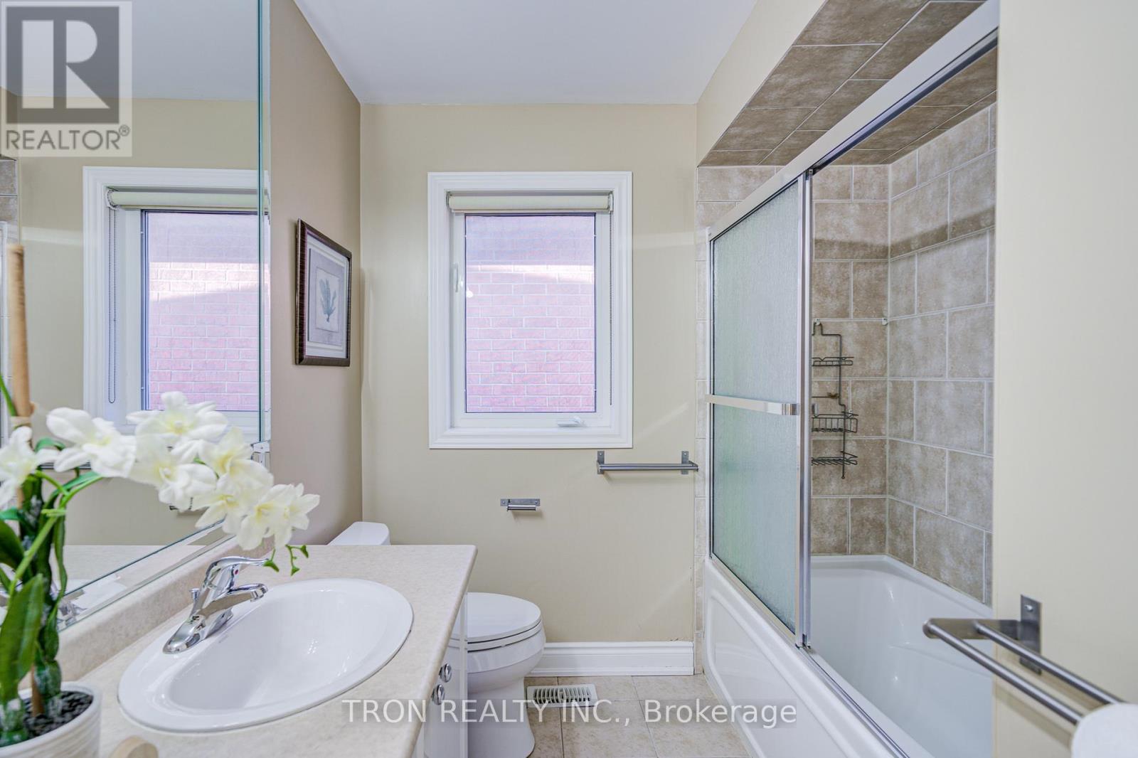 454 The Bridle Walk, Markham, Ontario  L6C 2Y3 - Photo 30 - N12484693