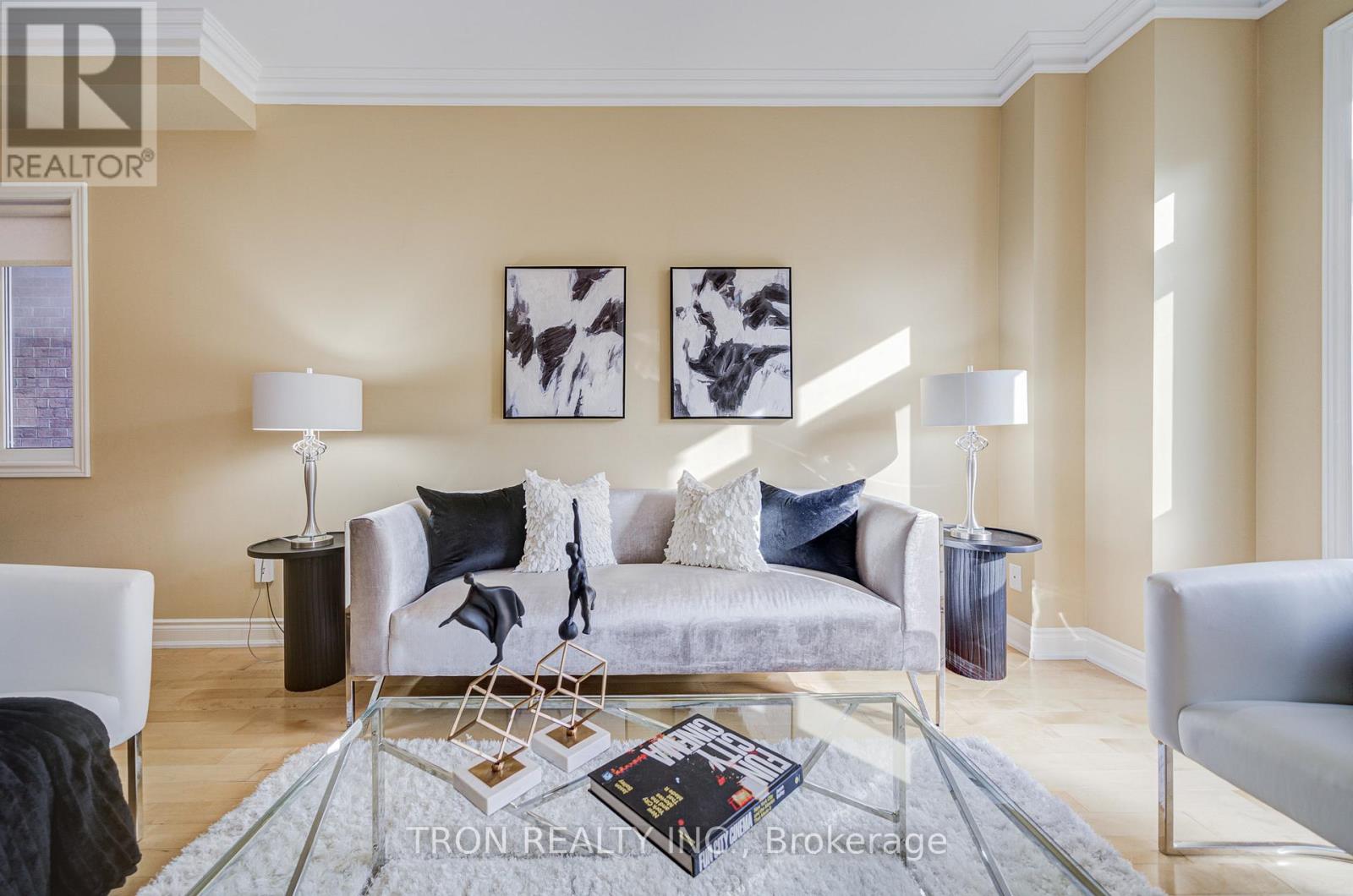 454 The Bridle Walk, Markham, Ontario  L6C 2Y3 - Photo 7 - N12484693