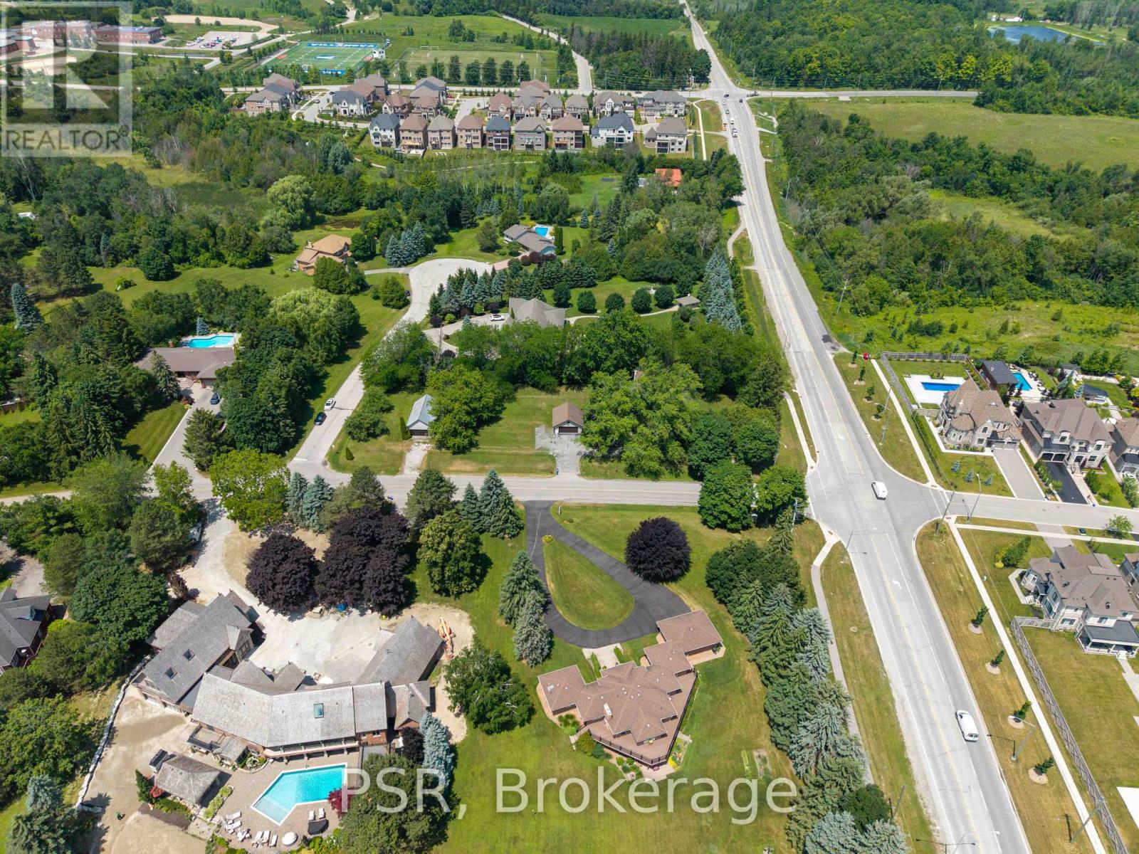 10 Kingscross Drive, King, Ontario  L7B 1E5 - Photo 20 - N12484696