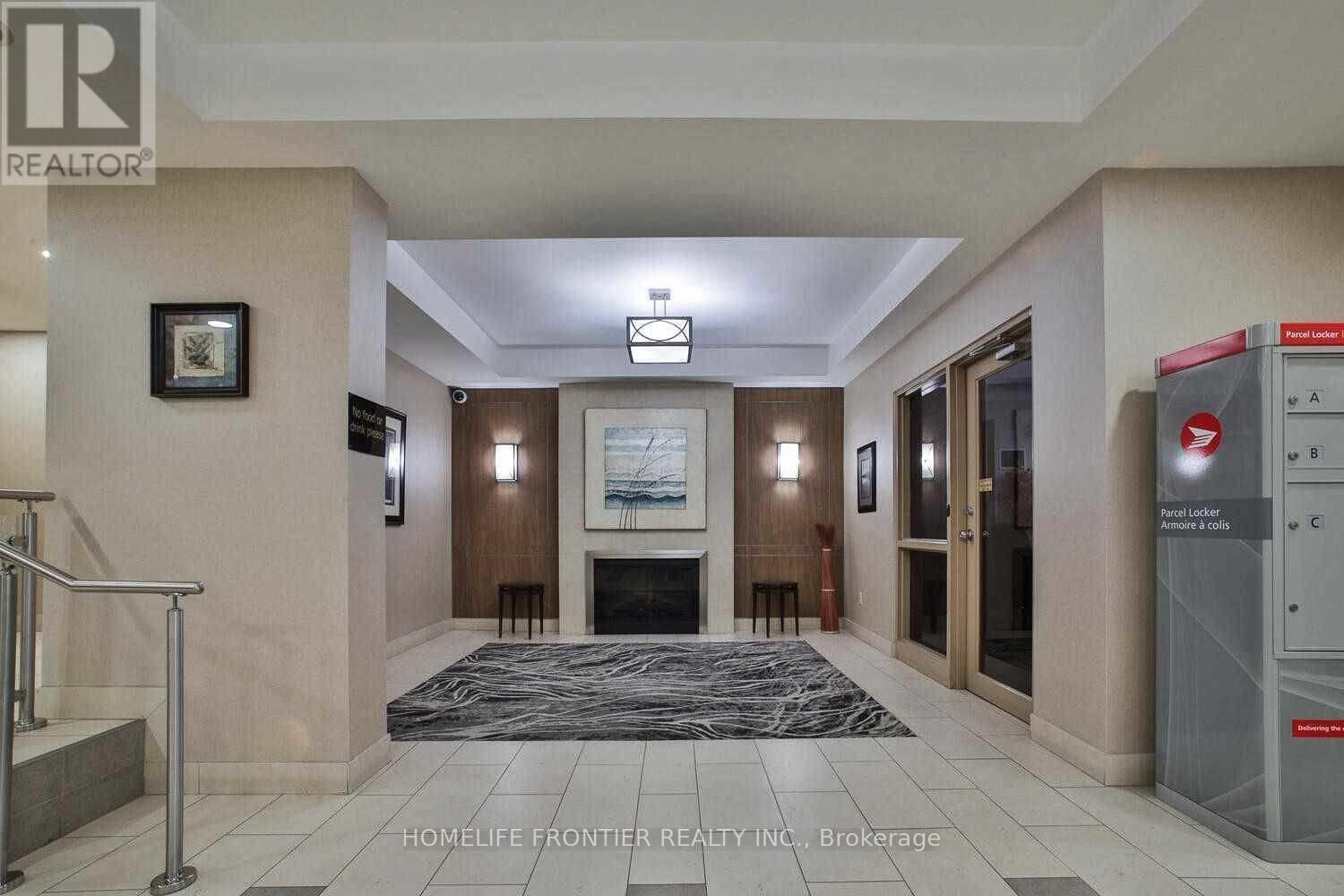 704 - 20 Baif Boulevard, Richmond Hill, Ontario  L4C 8T1 - Photo 3 - N12484700