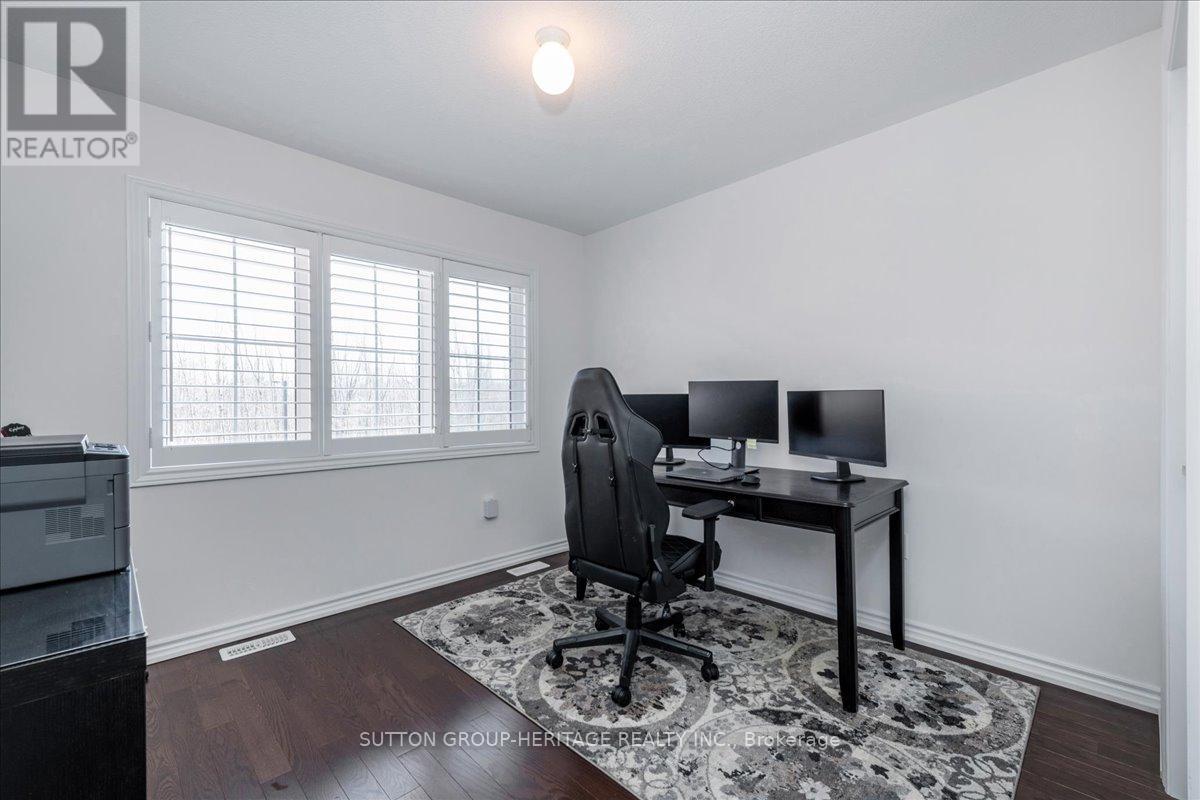 1491 Farrow Crescent, Innisfil, Ontario  L9S 0L6 - Photo 17 - N12484713