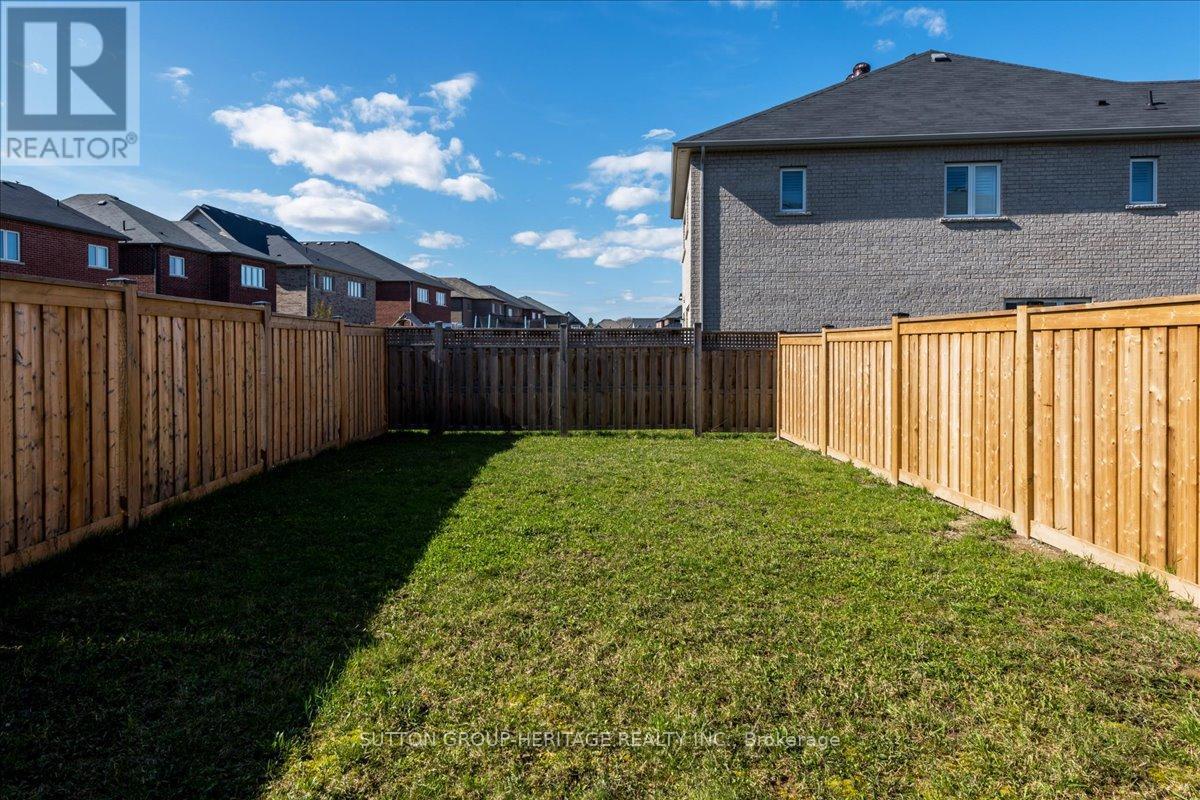 1491 Farrow Crescent, Innisfil, Ontario  L9S 0L6 - Photo 21 - N12484713