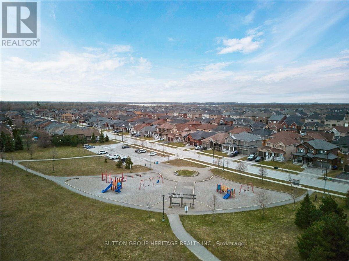 1491 Farrow Crescent, Innisfil, Ontario  L9S 0L6 - Photo 24 - N12484713