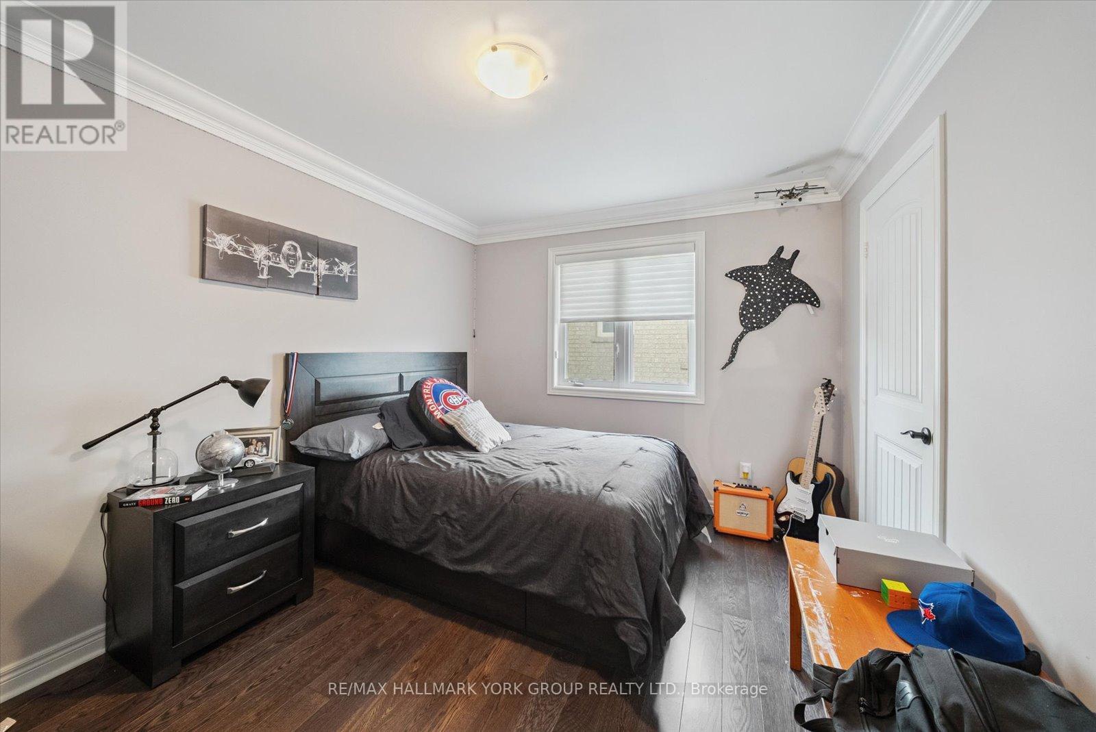 254 Meadowhawk Trail, Bradford West Gwillimbury (Bradford), Ontario  L3Z 0E9 - Photo 25 - N12484715