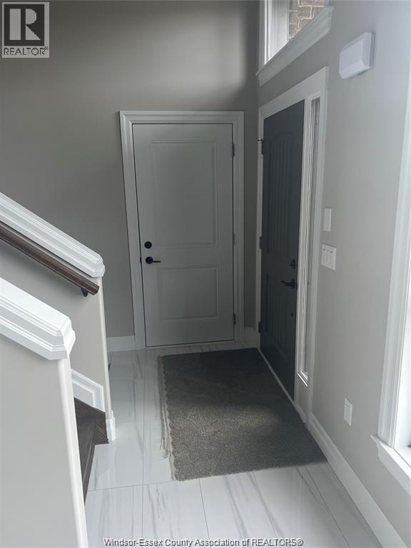 749 Faleria, Lakeshore, Ontario  N0R 1A0 - Photo 2 - 25027042