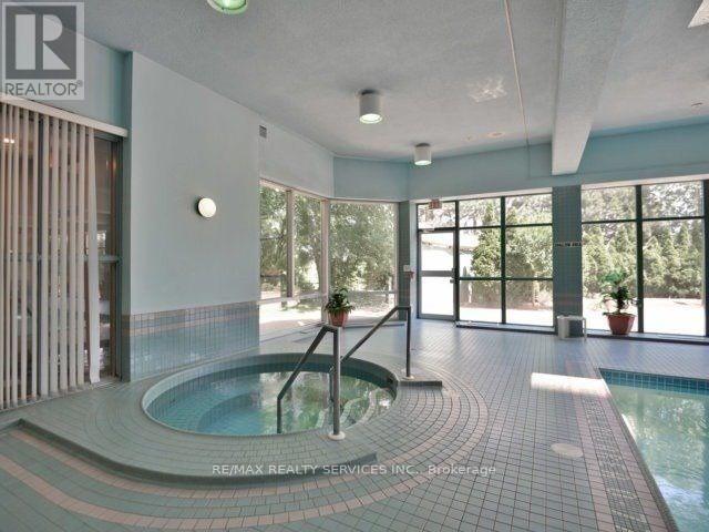 1605 - 4450 Tucana Court, Mississauga, Ontario  L5R 3R4 - Photo 18 - W12484703