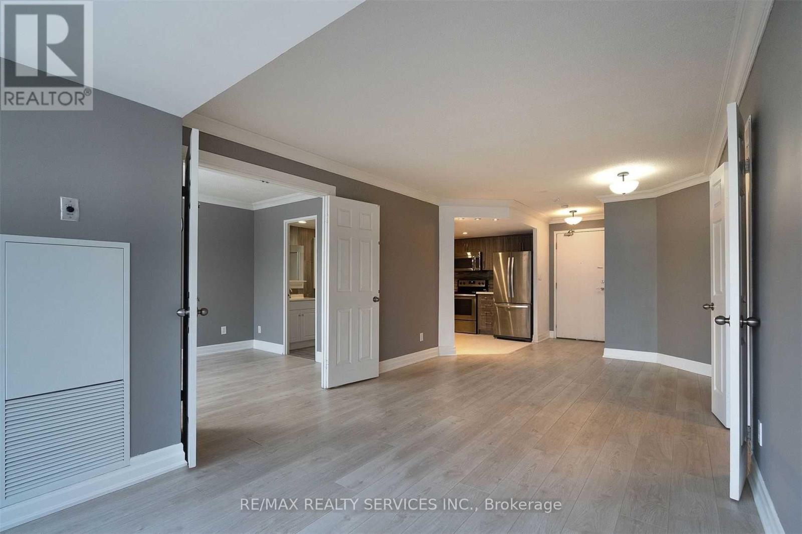 1605 - 4450 Tucana Court, Mississauga, Ontario  L5R 3R4 - Photo 4 - W12484703